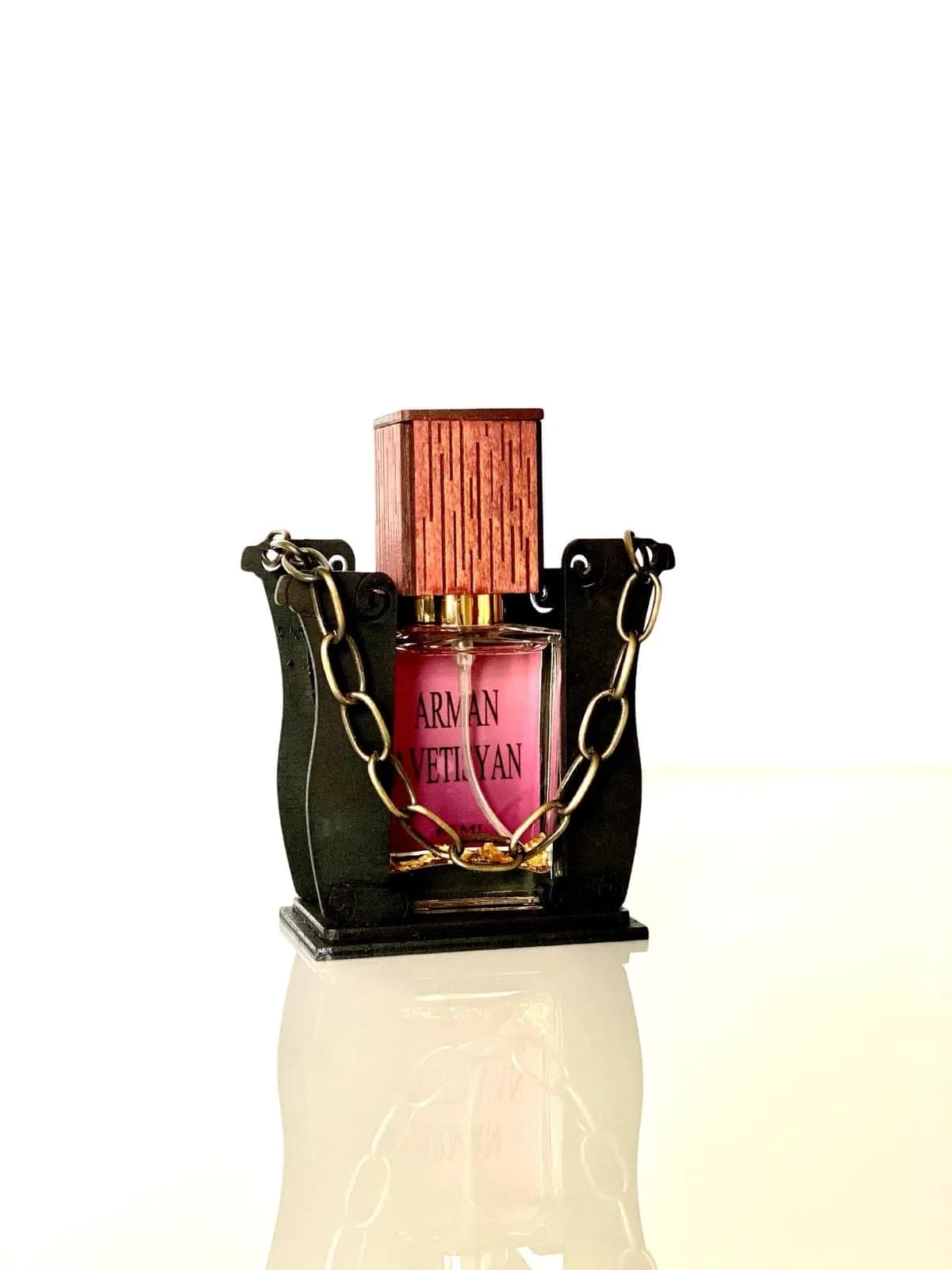 Wood parfume — 2