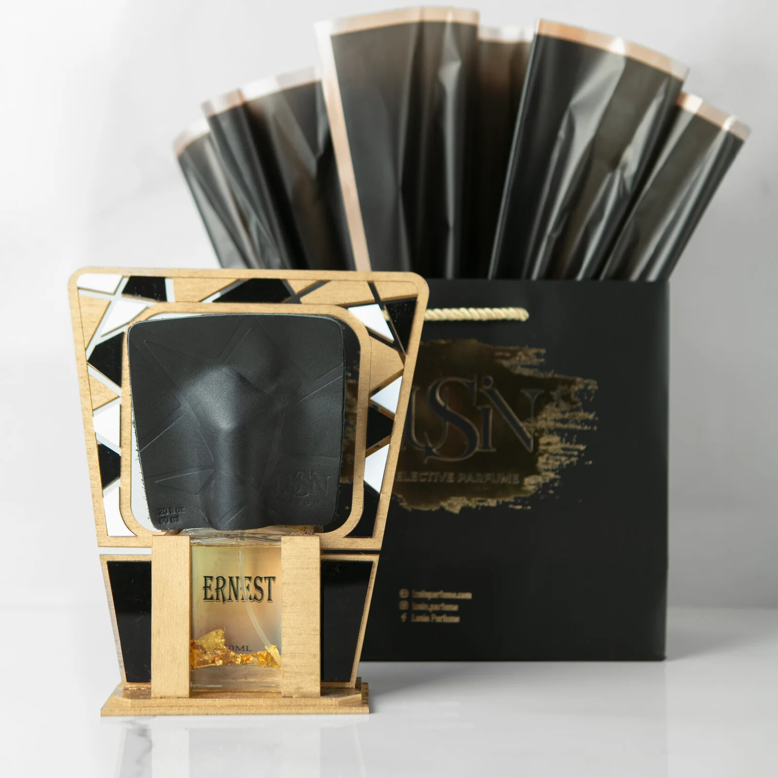 Lusin 001